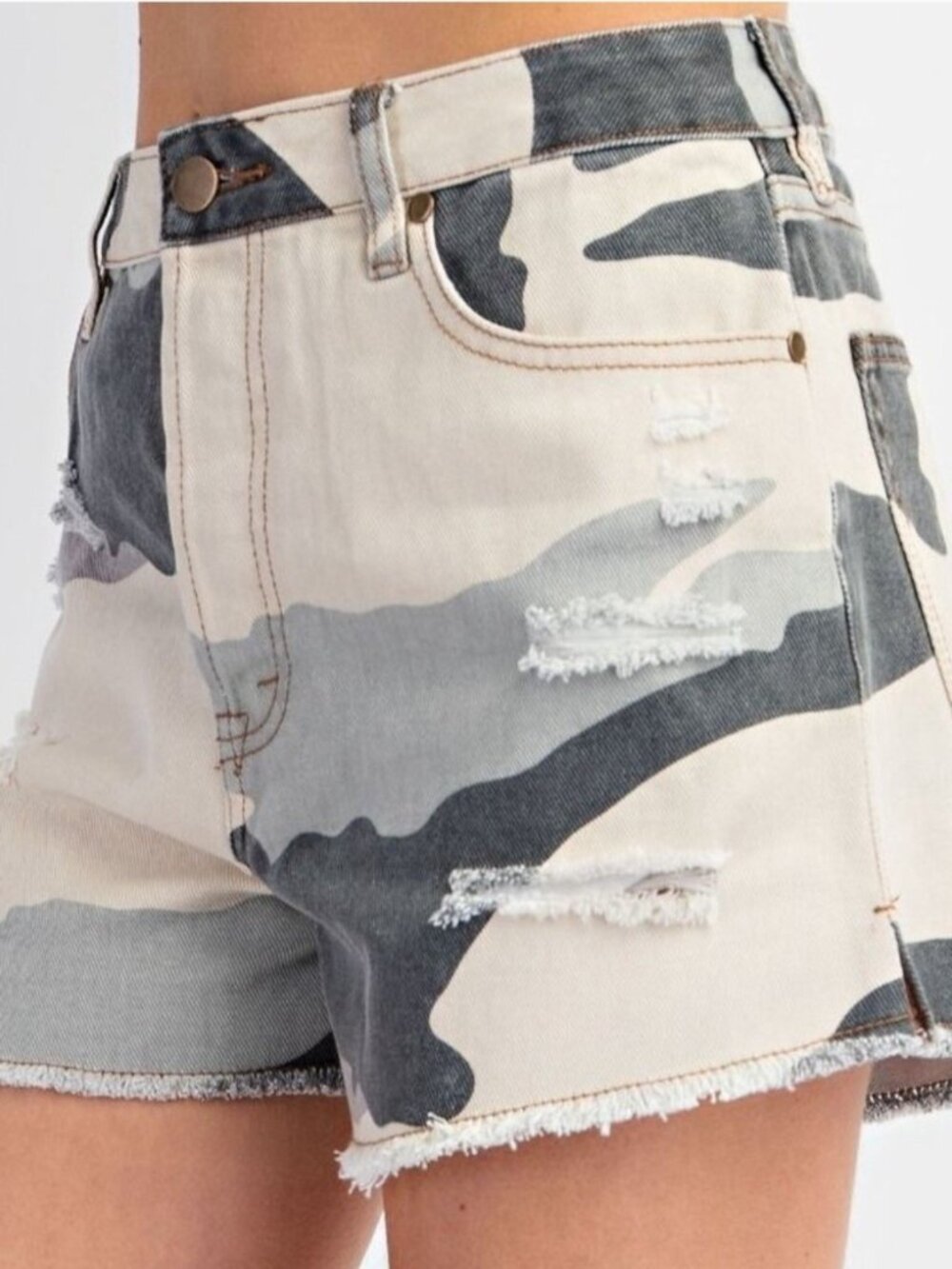 Easel Camo Distressed Jean Shorts Women's Small Cut Off NWT